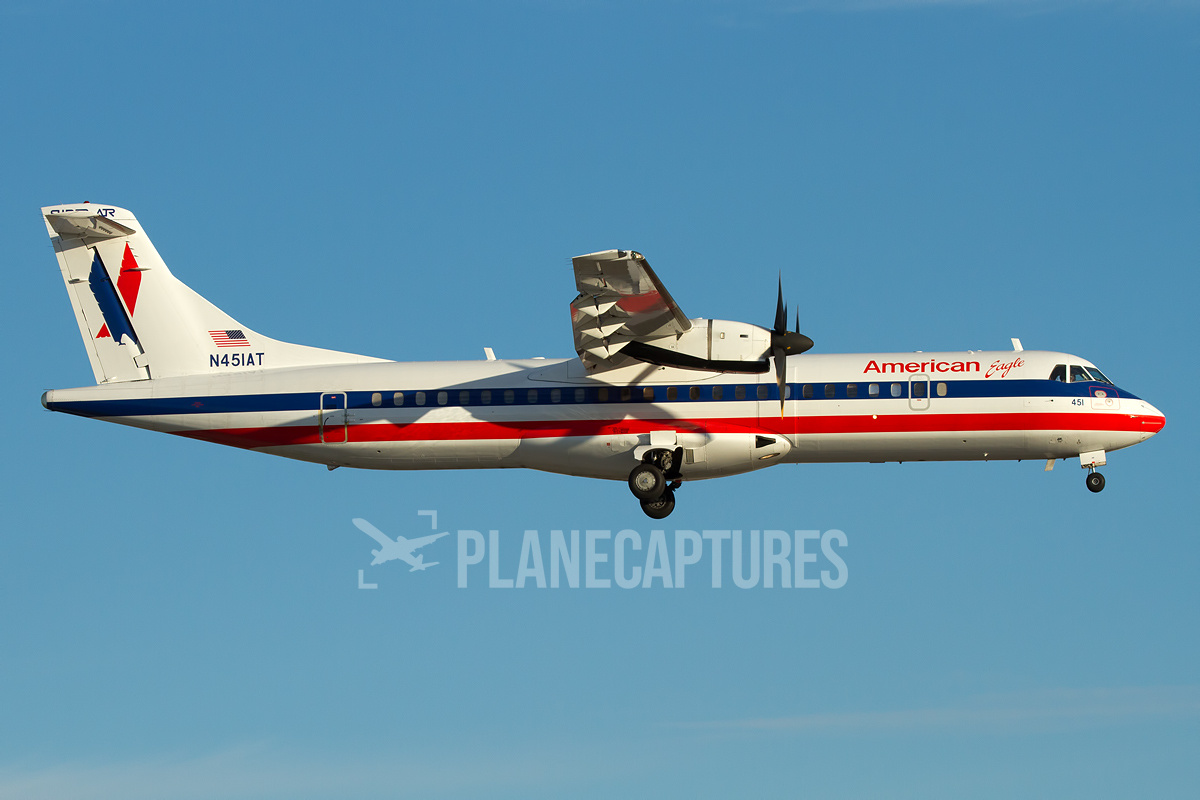 American Eagle ATR ATR-72-212 N451AT | PlaneCaptures | Aviation
