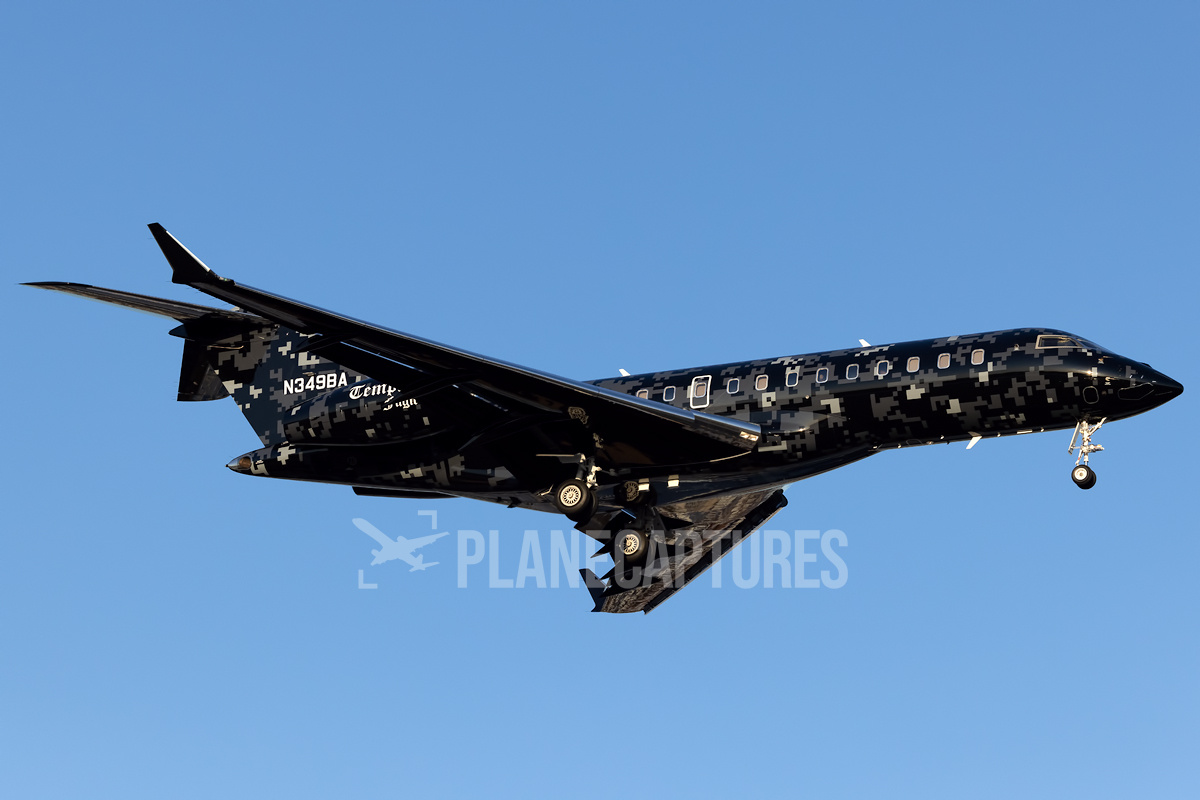 Untitled Bombardier BD-700-1A10 Global Express XRS N349BA