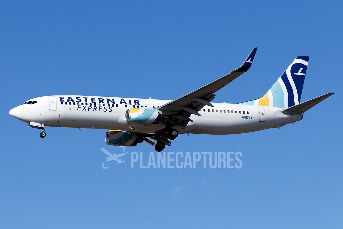 Eastern Air Express Boeing 737-86J N917XA | PlaneCaptures